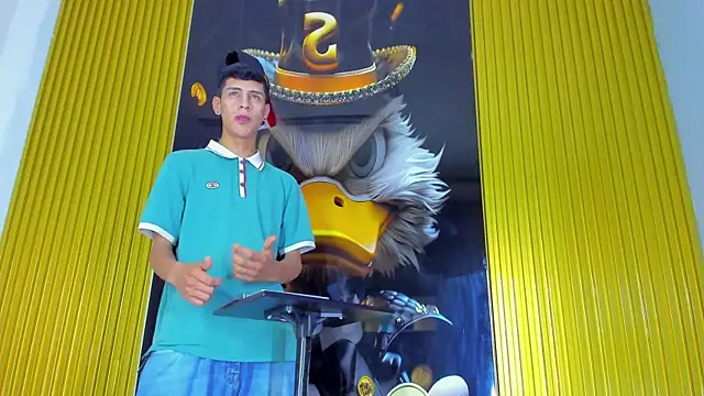 Dante Brown1  online show from October 2025 09:44:01 PM