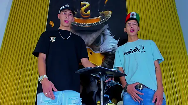 Dante Brown1  online show from October 2025 08:32:01 PM