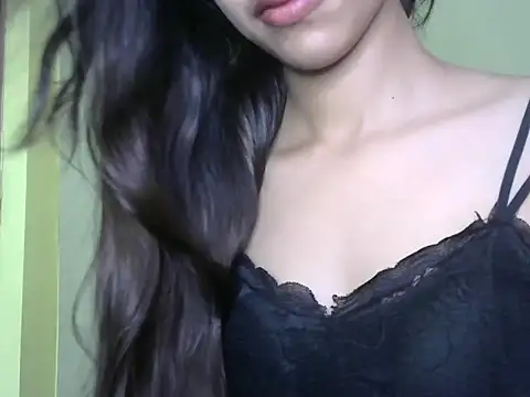 Snapshot of Ritu9 chatting on September 2025 03:32:01 AM Ritu9 online show from September 2025 03:32:01 AM