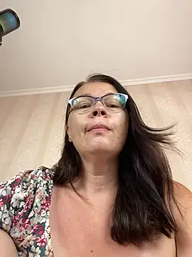 DanaJonson online show from June 2026 02:21:01 PM