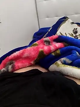 Yazaza1999 online show from September 2025 06:07:01 AM