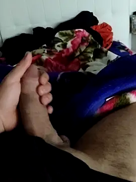 Yazaza1999 online show from October 2025 07:47:02 PM