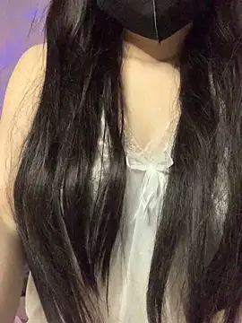 Snapshot of swallow-nice chatting on November 2025 03:56:02 PM swallow-nice online show from November 2025 03:56:02 PM