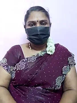 Snapshot of Tamil_Azhaghi25 chatting on October 2025 05:30:02 PM Tamil Azhaghi25 online show from October 2025 05:30:02 PM