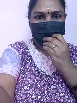 Snapshot of Tamil_Azhaghi25 chatting on October 2025 06:59:01 AM Tamil Azhaghi25 online show from October 2025 06:59:01 AM