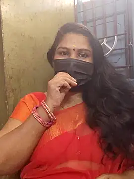 Snapshot of Tamil_Azhaghi25 chatting on November 2025 05:42:01 AM Tamil Azhaghi25 online show from November 2025 05:42:01 AM