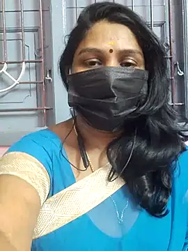 Snapshot of Tamil_Azhaghi25 chatting on November 2025 07:13:01 PM Tamil Azhaghi25 online show from November 2025 07:13:01 PM