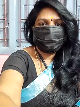 Snapshot of Tamil_Azhaghi25 chatting on November 2025 07:02:02 PM Tamil Azhaghi25 online show from November 2025 07:02:02 PM