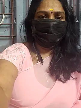 Snapshot of Tamil_Azhaghi25 chatting on November 2025 07:46:02 PM Tamil Azhaghi25 online show from November 2025 07:46:02 PM