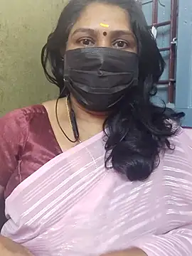 Snapshot of Tamil_Azhaghi25 chatting on November 2025 07:44:01 AM Tamil Azhaghi25 online show from November 2025 07:44:01 AM