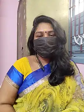 Snapshot of Tamil_Azhaghi25 chatting on December 2025 07:28:01 AM Tamil Azhaghi25 online show from December 2025 07:28:01 AM