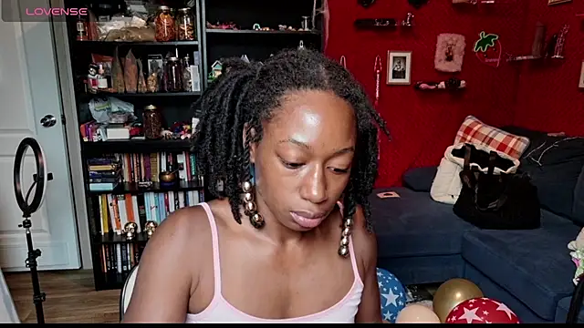 Snapshot of MarleyAquafina chatting on October 2025 02:03:02 PM MarleyAquafina online show from October 2025 02:03:02 PM