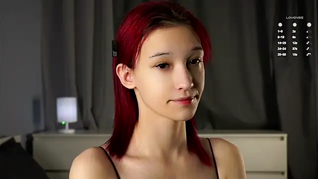 Snapshot of Likalense chatting on November 2025 12:19:02 PM Likalense online show from November 2025 12:19:02 PM