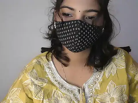 Hott Noor online show from November 2025 10:05:01 AM