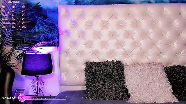 Valeria Swett  online show from April 2026 09:23:01 PM