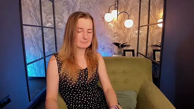 Snapshot of MeggySun chatting on December 2025 12:58:02 PM MeggySun online show from December 2025 12:58:02 PM