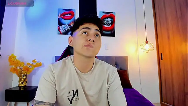 Nicolas James Sc online show from September 2025 01:55:01 PM