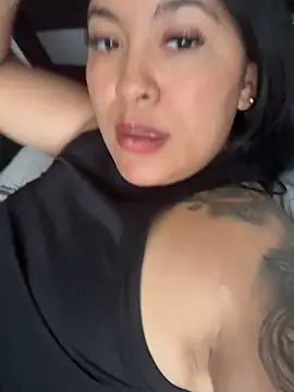 Snapshot of latina_curvy22 chatting on May 2026 07:20:01 PM latina curvy22 online show from May 2026 07:20:01 PM