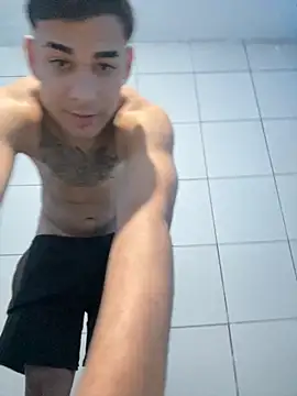 Snapshot of condenovin chatting on October 2025 10:57:01 AM condenovin online show from October 2025 10:57:01 AM