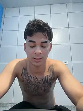 Snapshot of condenovin chatting on November 2025 03:56:02 PM condenovin online show from November 2025 03:56:02 PM