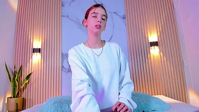 Alana 333 online show from September 2025 11:43:02 AM