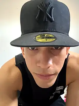 Snapshot of Andres-Andrea1922 chatting on September 2025 09:58:01 PM Andres-Andrea1922 online show from September 2025 09:58:01 PM