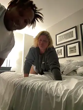 Snapshot of bbwbubbles77 chatting on November 2025 03:56:02 PM bbwbubbles77 online show from November 2025 03:56:02 PM