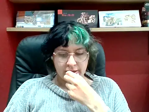 Froggyinthebox online show from May 2026 06:09:01 PM