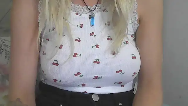 flirty babe x online show from July 2026 12:30:02 AM