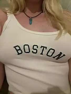 flirty babe x online show from July 2026 12:42:01 AM