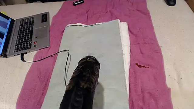 BiglovelyXXL online show from November 2025 10:10:01 PM