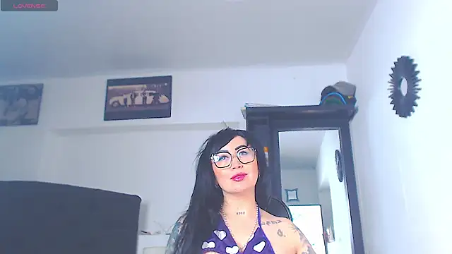 Vicky hotmilf online show from July 2026 10:42:02 AM