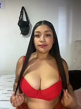 Snapshot of Aurora_fire1 chatting on October 2025 03:07:02 PM Aurora fire1 online show from October 2025 03:07:02 PM