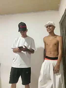 Snapshot of spicyboysvenezuelan chatting on September 2025 05:56:01 AM spicyboysvenezuelan online show from September 2025 05:56:01 AM