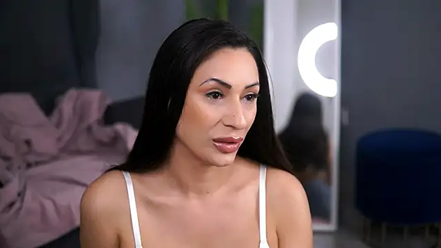 Snapshot of SarahMystique chatting on November 2025 02:17:01 PM SarahMystique online show from November 2025 02:17:01 PM