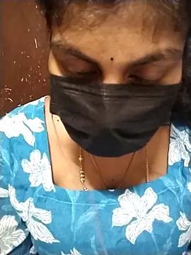 Snapshot of Nithiila chatting on October 2025 11:38:02 AM Nithiila online show from October 2025 11:38:02 AM