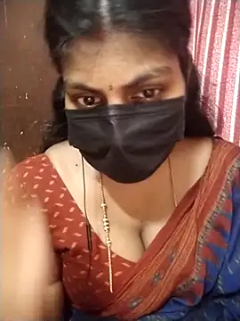 Snapshot of Nithiila chatting on November 2025 05:44:01 AM Nithiila online show from November 2025 05:44:01 AM