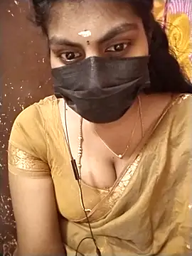 Snapshot of Nithiila chatting on December 2025 05:25:01 AM Nithiila online show from December 2025 05:25:01 AM