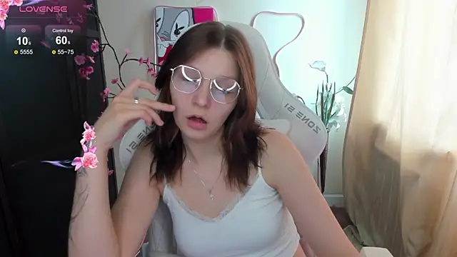 AudreyyKim online show from July 2026 08:20:01 AM