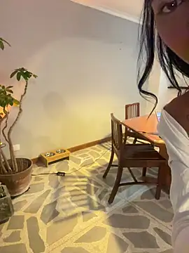 Snapshot of GiorgiaLuxee chatting on November 2025 10:56:01 PM GiorgiaLuxee online show from November 2025 10:56:01 PM