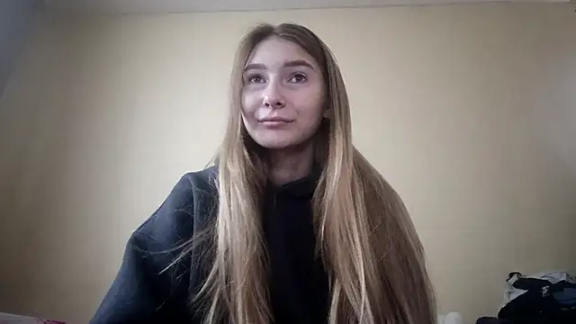 Nymera flare online show from November 2025 06:56:02 AM