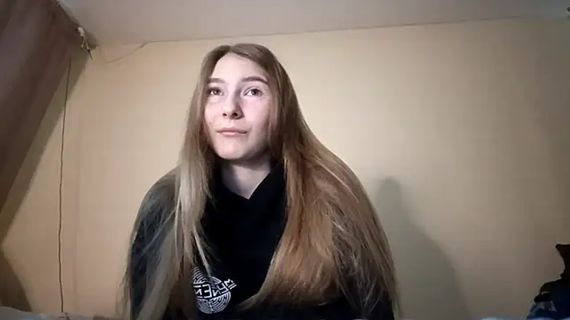 Nymera flare online show from December 2025 06:08:02 AM