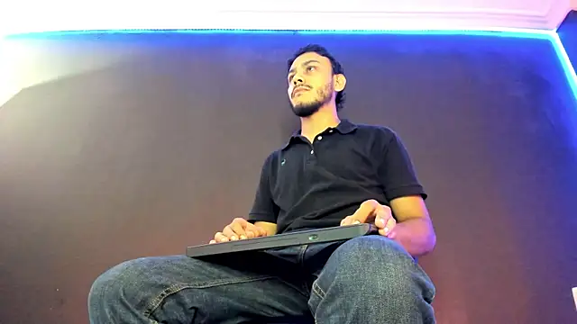 Boss Domiinator online show from April 2026 11:21:01 AM