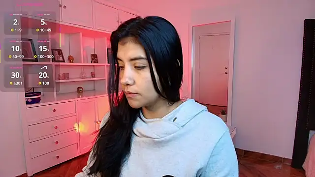 nina moen online show from September 2025 11:02:02 AM