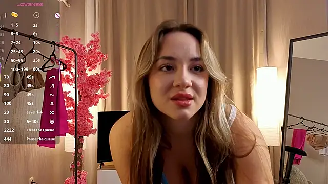 Snapshot of Pony_Claid chatting on October 2025 09:24:01 PM Pony Claid online show from October 2025 09:24:01 PM