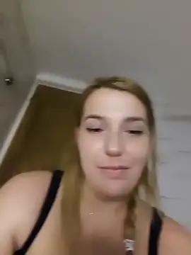 Sakura 2000 online show from March 2026 11:44:01 PM