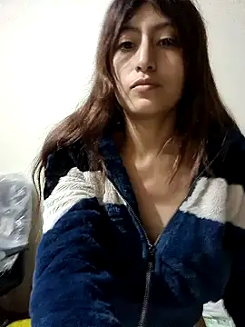 Snapshot of Clavelnegro chatting on November 2025 04:17:02 AM Clavelnegro online show from November 2025 04:17:02 AM