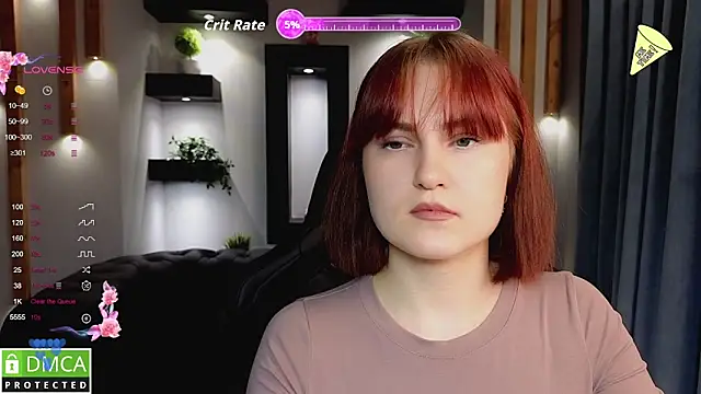 Snapshot of Roxy_foxi chatting on September 2025 08:14:01 AM Roxy foxi online show from September 2025 08:14:01 AM