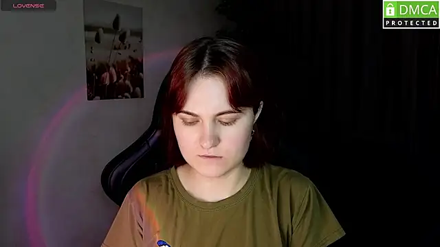 Snapshot of Roxy_foxi chatting on September 2025 01:05:01 AM Roxy foxi online show from September 2025 01:05:01 AM