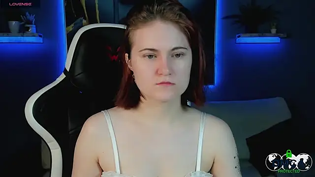 Snapshot of Roxy_foxi chatting on September 2025 01:00:01 AM Roxy foxi online show from September 2025 01:00:01 AM